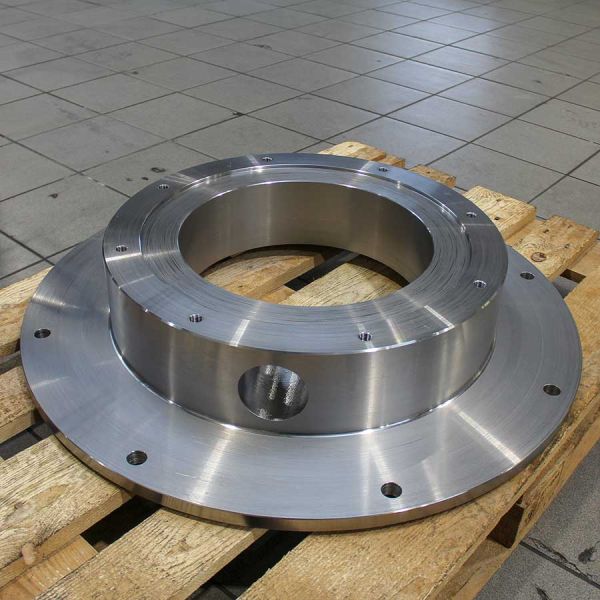 Neuanfertigung+grosser+Flansch