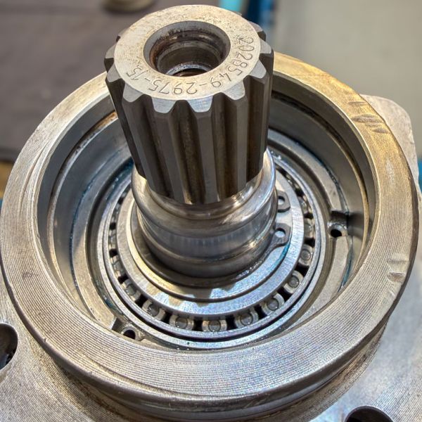 revision-motoren-mak-lokomotive-sbb-schenker-hydraulik-ag-10BB91624F-E6E8-32B4-D479-3680440197B0.jpg