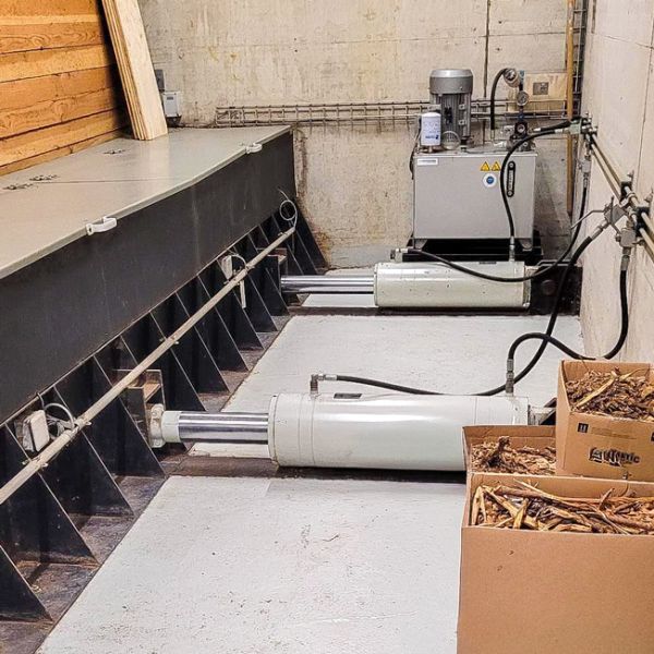 Holzschnitzelheizung Revision Schenker Hydraulik AG
