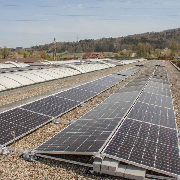 Solaranlage bei Schenker Hydraulik