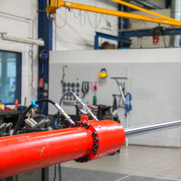 Garaventa Bergbahnen Savognin Schenker Hydraulik AG