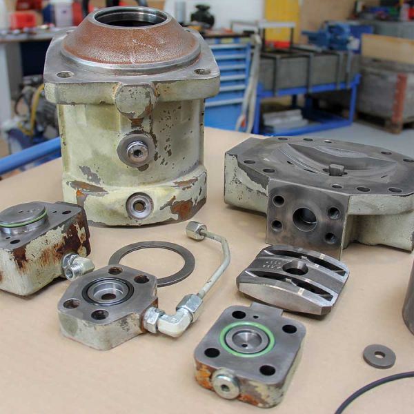 Zerlegte Verstellpumpe