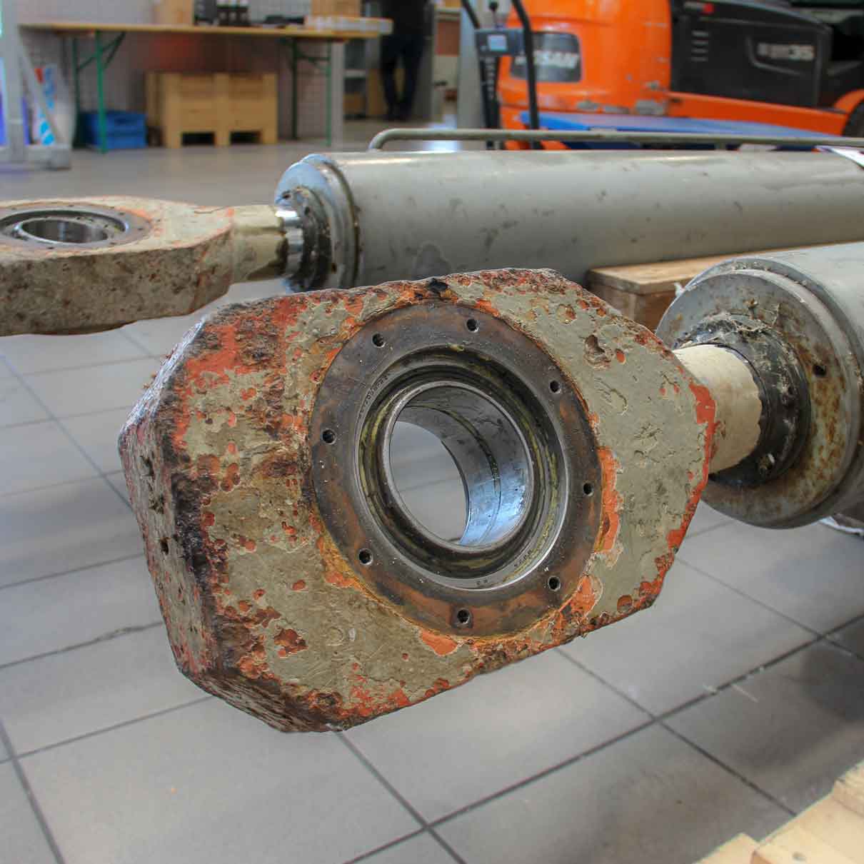 Zylinder Reparatur Schenker Hydraulik